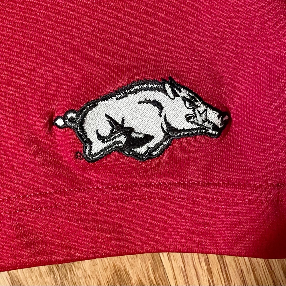 Arkansas Razorbacks :: Adidas shorts :: Size Large - Picture 3 of 4